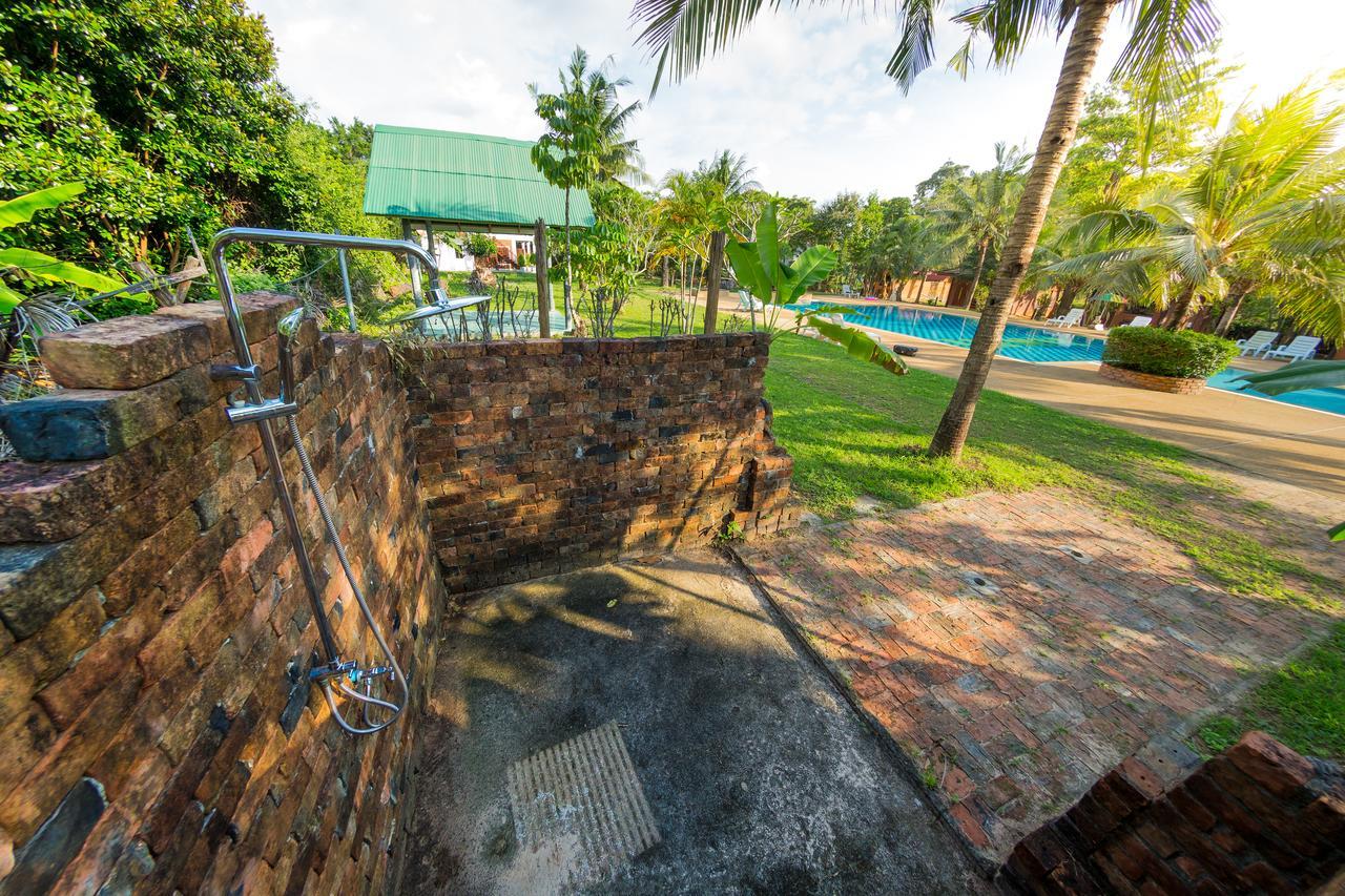 Raks Thai Resort Ao Nang Luaran gambar