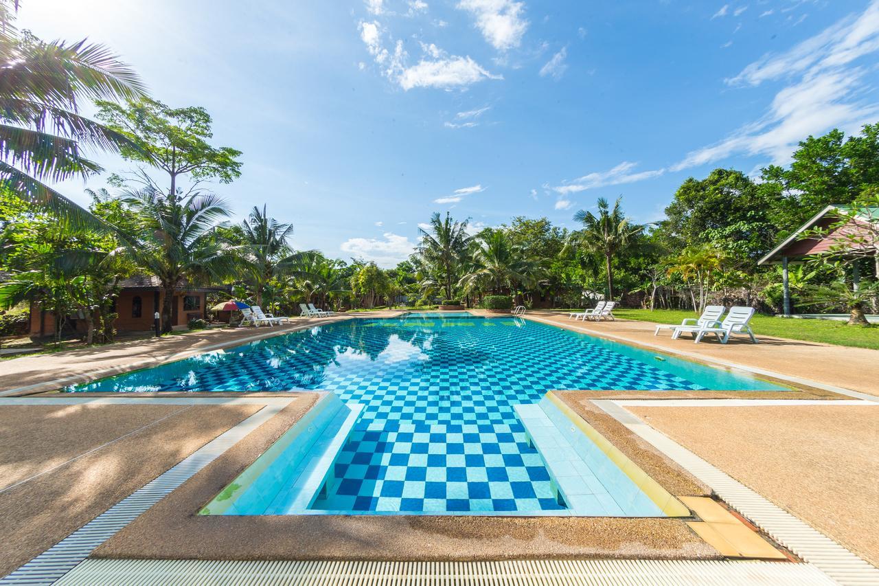 Raks Thai Resort Ao Nang Luaran gambar